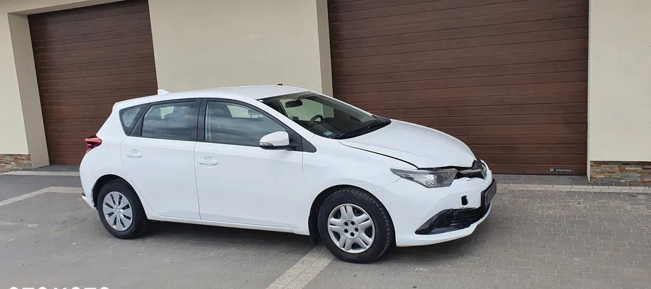 toyota Toyota Auris cena 25900 przebieg: 270000, rok produkcji 2017 z Nowe Warpno